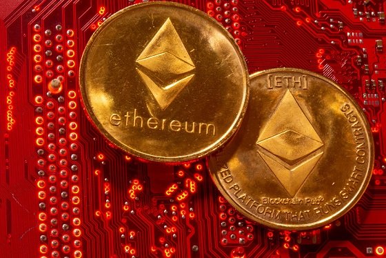 Il white paper di Ethereum aveva previsto la DeFi ma non gli NFT: Vitalik Buterin