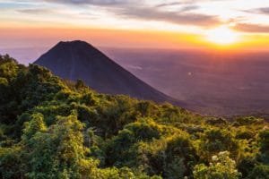El Salvador e i Vulcano Bond